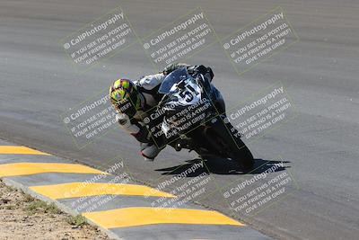 media/Oct-09-2022-SoCal Trackdays (Sun) [[95640aeeb6]]/Bowl (1015am)/